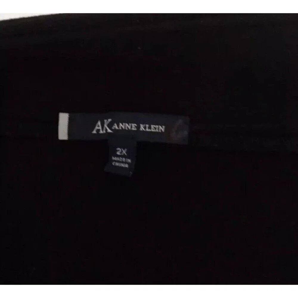 Anne Klein Skirt Size 2X Black‎ Straight Button Stretch Double Kick Split Back